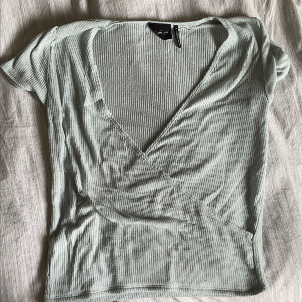 Cropped tee shirt